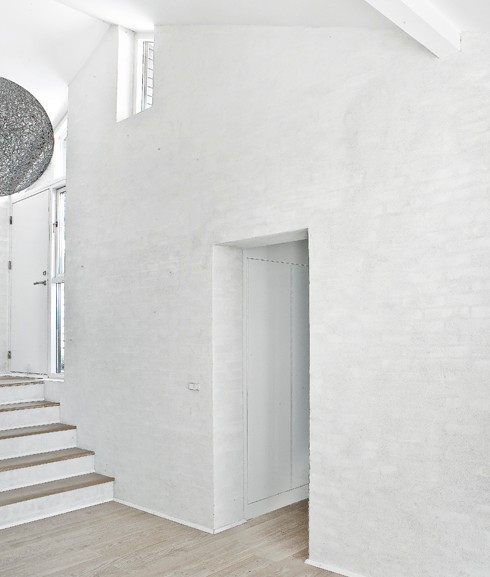 给我一个纯白空间---FREDENSBORG HOUSE
