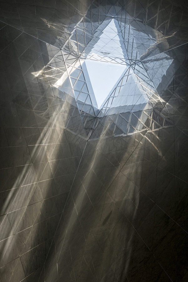 现代时尚的伦敦ME酒店(ME Hotel London)