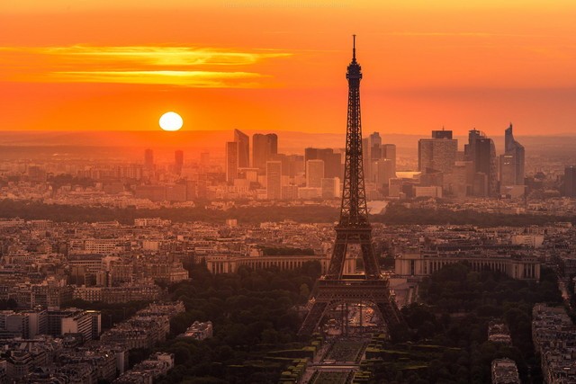 巴黎的象征埃菲尔铁塔摄影作品欣赏 