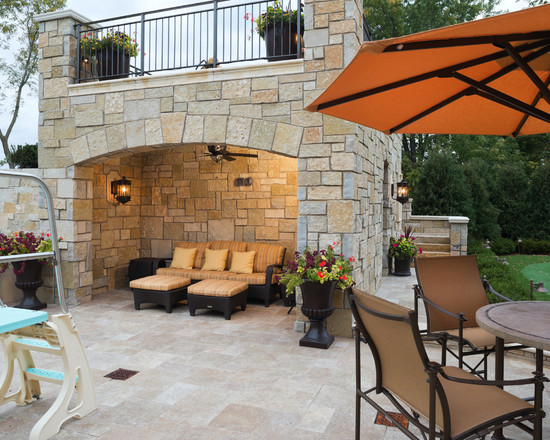 traditional-patio (3)
