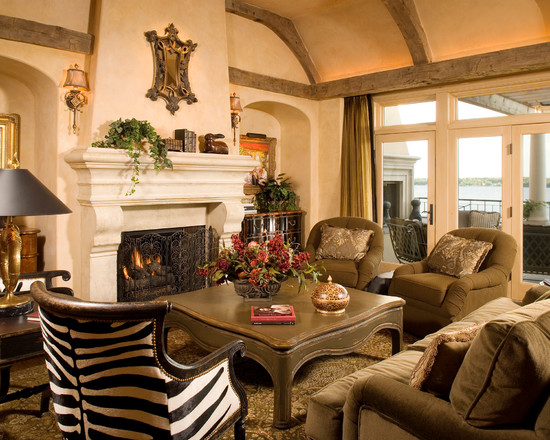 mediterranean-family-room