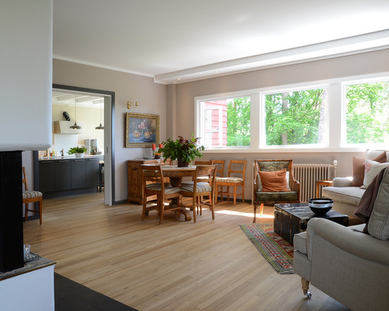 5331eebd003e51cb_5530-w550-h440-b0-p0--traditional-living-room