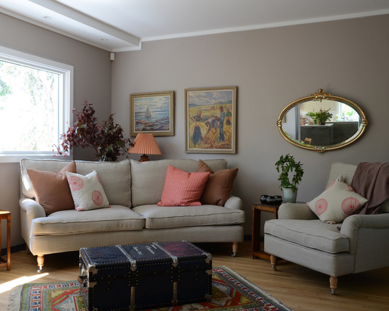 f791491b003e51de_5529-w550-h440-b0-p0--traditional-living-room