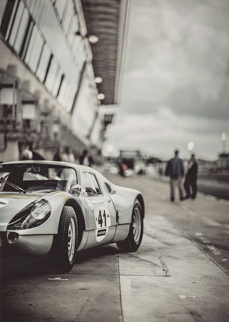 Porsche 904