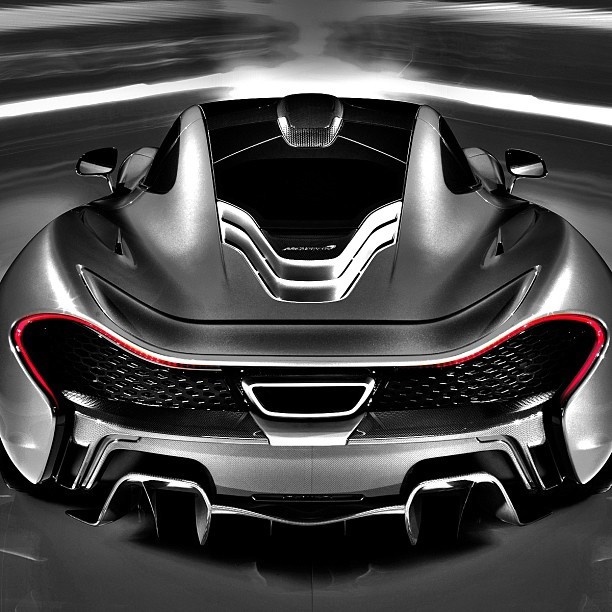 Beautiful! Black & White McLaren P1