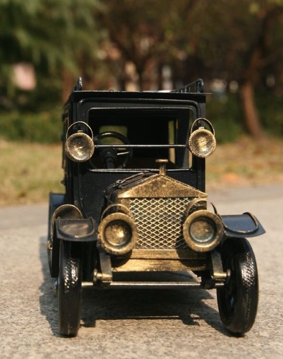 Handmade Antique Tin Model Car-1907 Rolls Royce