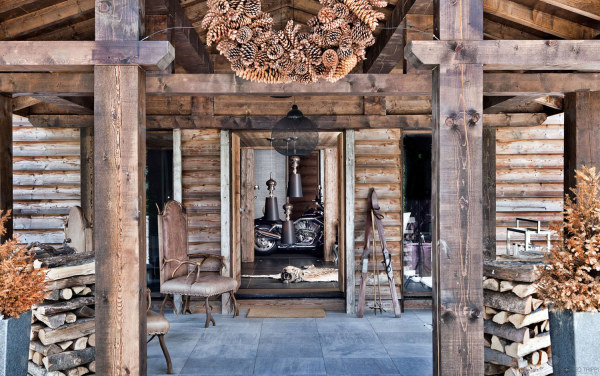 贡布卢，法国阿尔卑斯山的橡树木屋