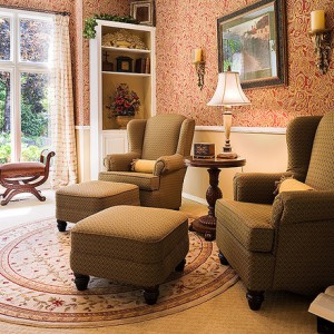 Traditional Living Rooms