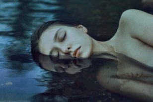 Marta Bevacqua 水中唯美人像