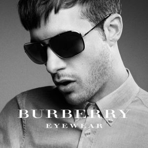 【BURBERRY】推出新款太阳镜广告大片 英国乐队奉献独家单曲 【THREE】