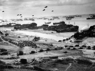 1944 年 6 月 6 日，诺曼底登陆。
