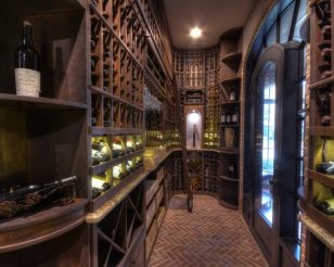 Traditional Wine Cellar in Houston, Texas