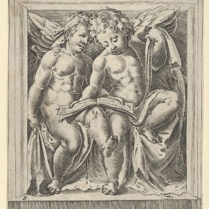 两个坐着的天使，面向左边，读着一本歌书，从天使的演唱会。