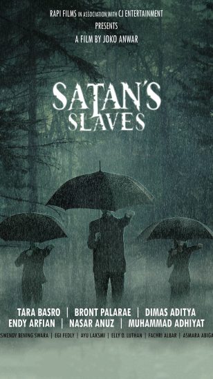Satan's Slaves - 《撒旦的奴隶》电影海报