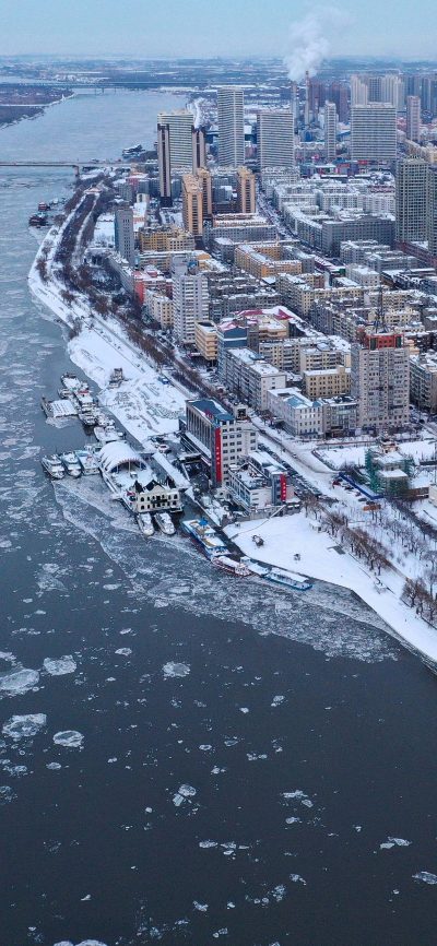 November 23, 2020 - 哈尔滨60年最强降雪 松花江哈尔滨段进入流冰期，中国黑龙江省