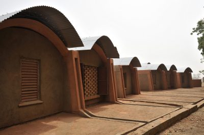 甘多教师住房 Gando Teachers' Housing